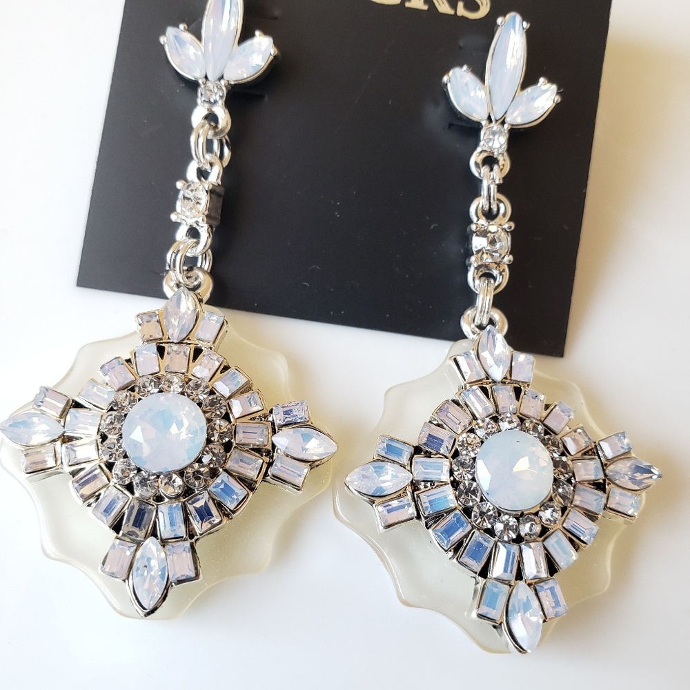 Erickson Beamon Rocks Silvertone Earring Opaque Cl - Picture 4 of 8